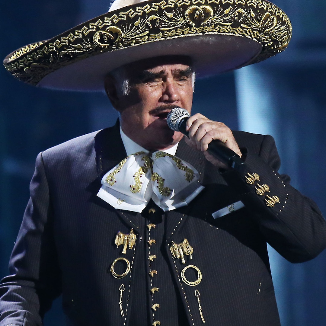 Vicente Fernández, legendario cantante mexicano, muere a los 81 años